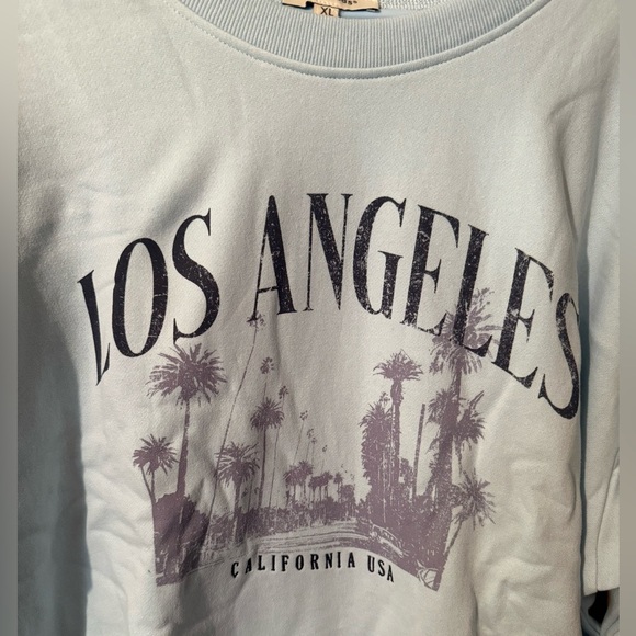 Francesca’s Los Angeles Graphic Women's Sweater - Light Blue - Picture 3 of 7